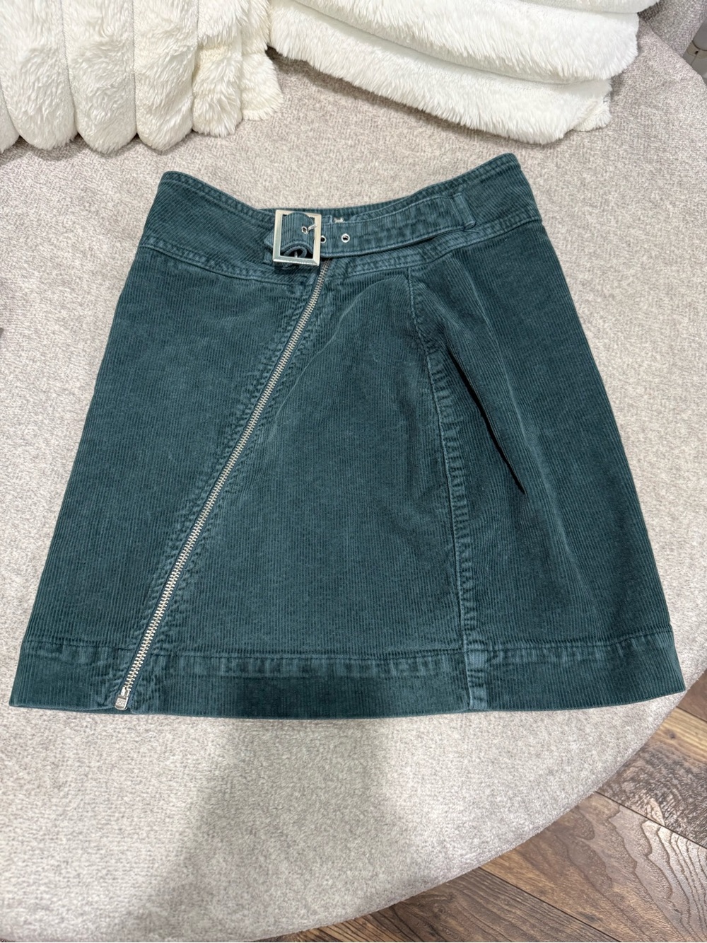 Urban outfitters skirt - small